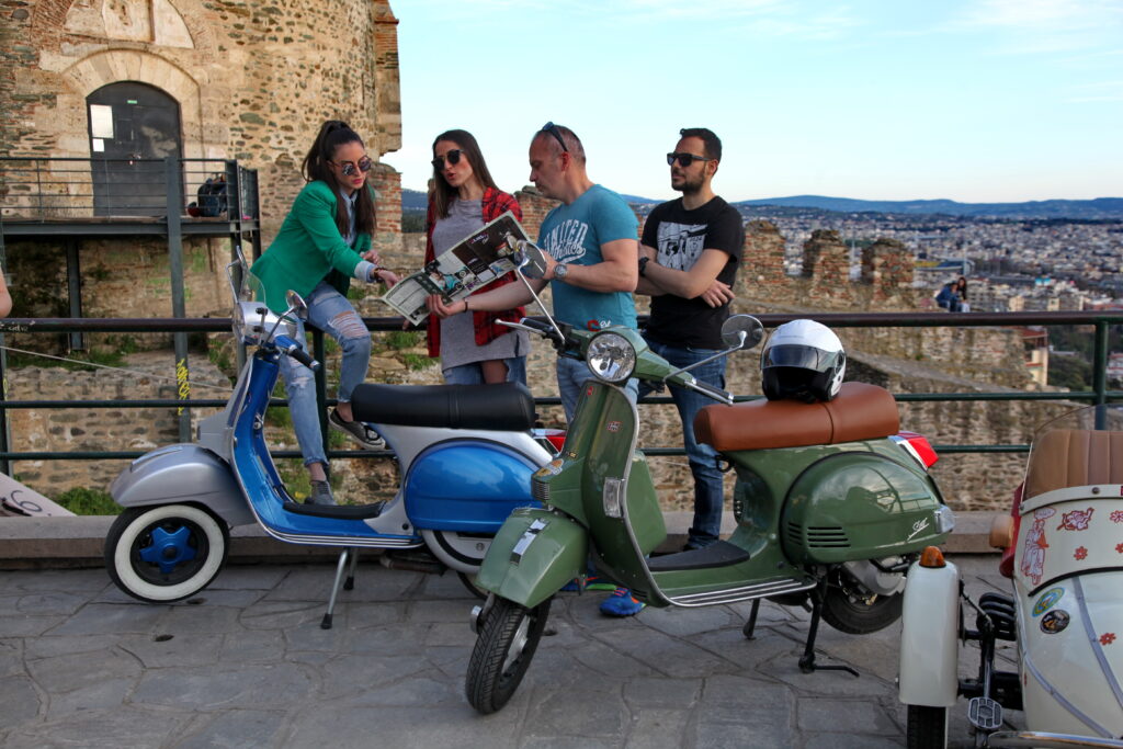 ridenkiss.com sightseeing thessaloniki scooter 08